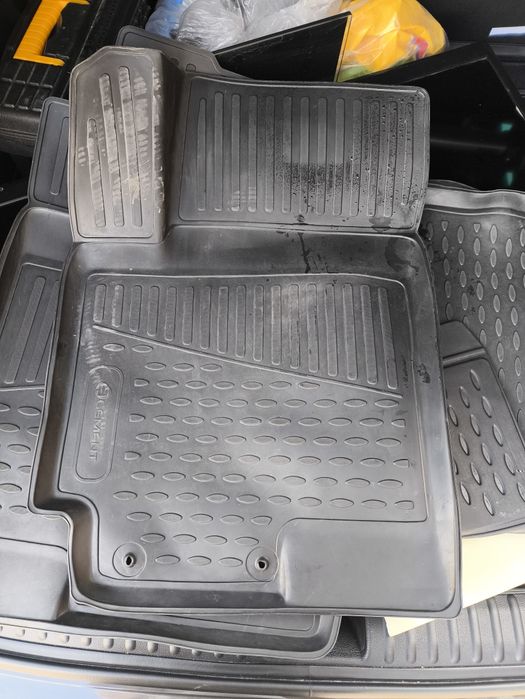 Продам автополики от Kia rio