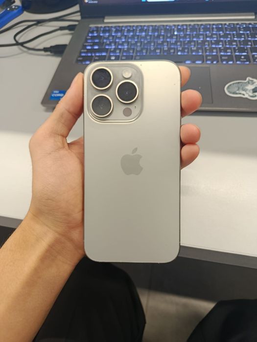 Iphone 15 pro 128 titanium