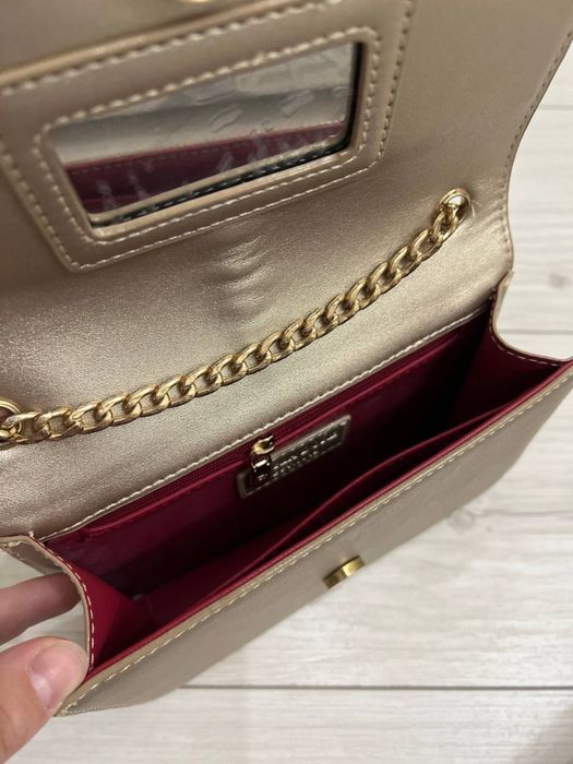 Продам стильную сумку бронзового цвета