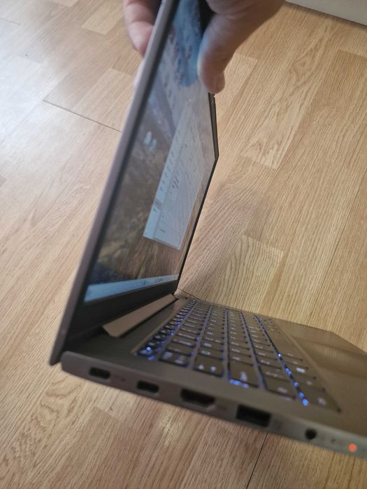 Laptop Lenovo i5 gen 11 ssd 256 ram 16gb 14"fhd baterie 3 ore