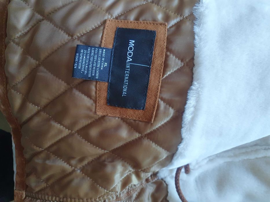 Кожено палто налично в два цвята купувани от Victoria's Secret