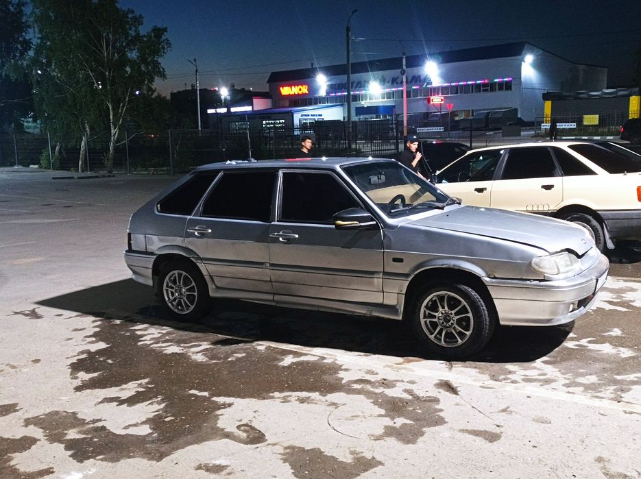 Продам ваз 2114..