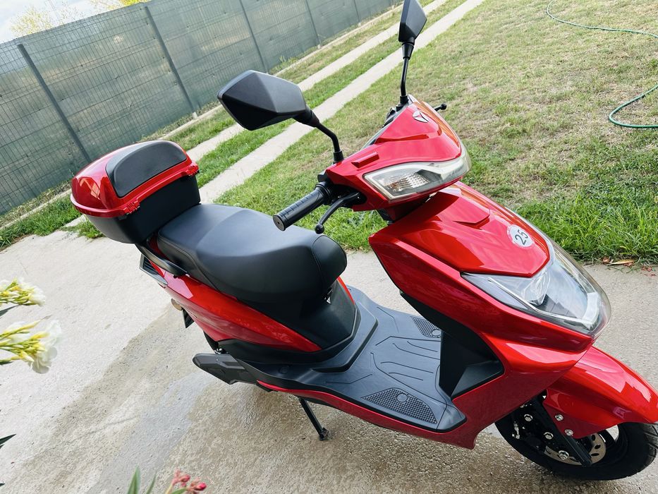 Scuter electric ZT-36 LUNA