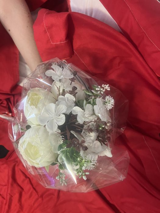 Buchet de flori pentru evenimente 80 Ron