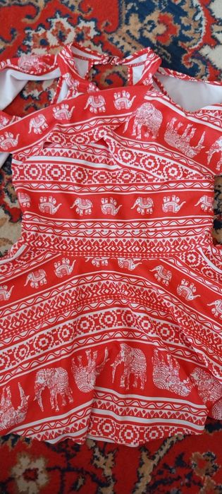 Купальник на  8-12 лет