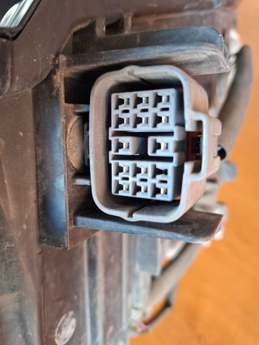 Десен фар за Мазда 6 - лед USA модел