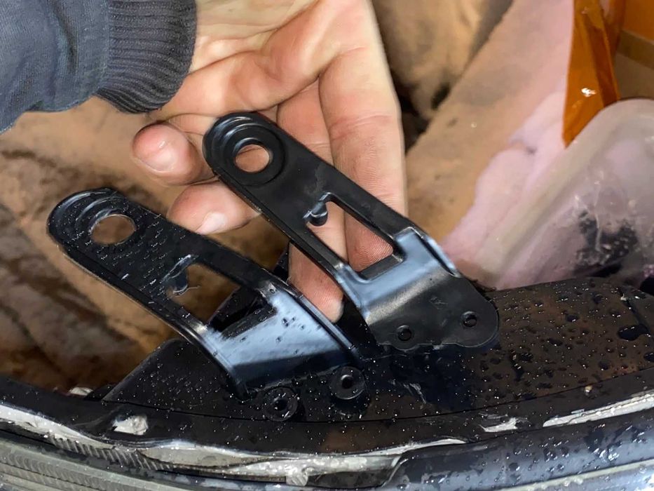 Ушки фар  LEXUS RX300//330//450//400h