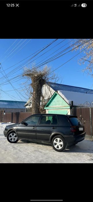 Продам машину фольксваген гольф