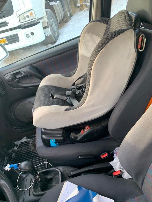 Деткое кресло