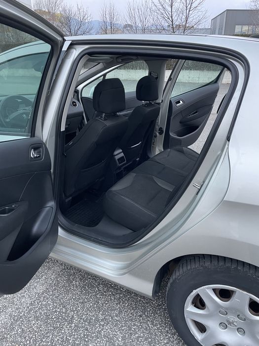 Пежо 308 1,6 HDI* Панорама* Автопилот