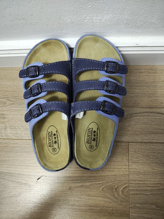 Slapi dama din piele