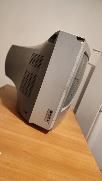 Телевизор. 2шт.рабочие