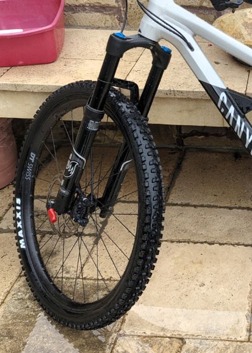 Вилка Fox 36 Rhythm Grip 140mm