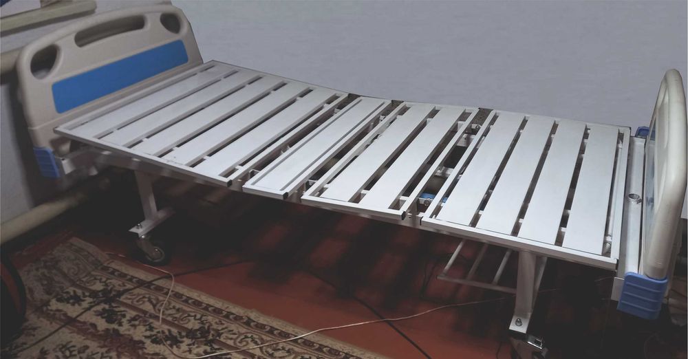 Продам кровать медицинскую.