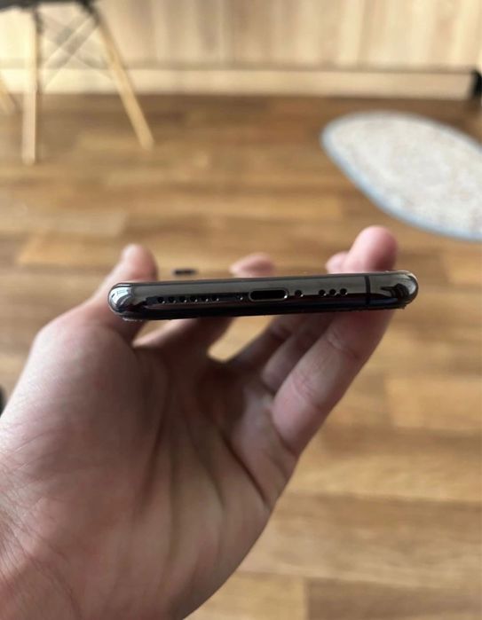 Продам айфон XS 64gb