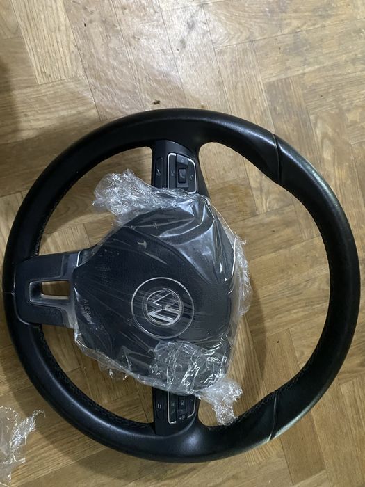 Кожен волан с air bag за VW