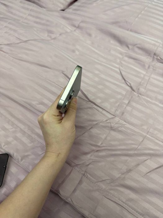 Продается iPhone 15 Pro Max 256GB