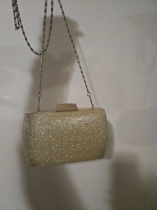 Златен дамски клъч