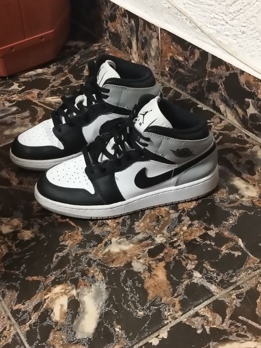 Vând jordan 1 mărimea  38