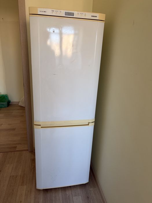 Холодильник Samsung No Frost б/у
