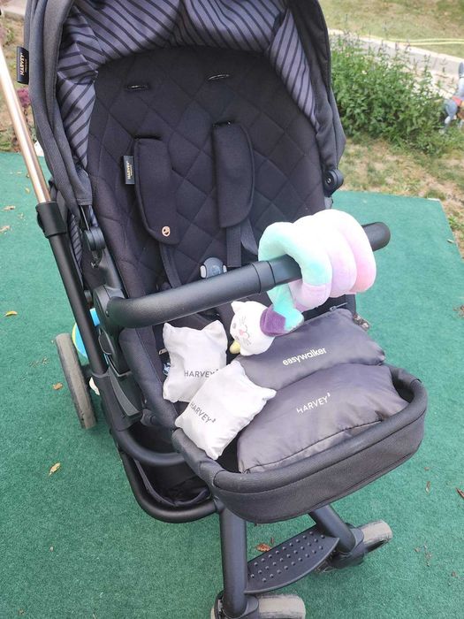 Бебешка количка Easywalker Gold Edition за породени деца или близнаци.