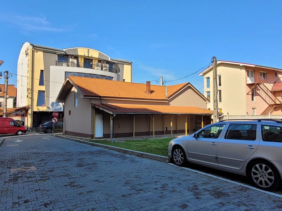 Magazin ultracentral de vânzare în Aleșd