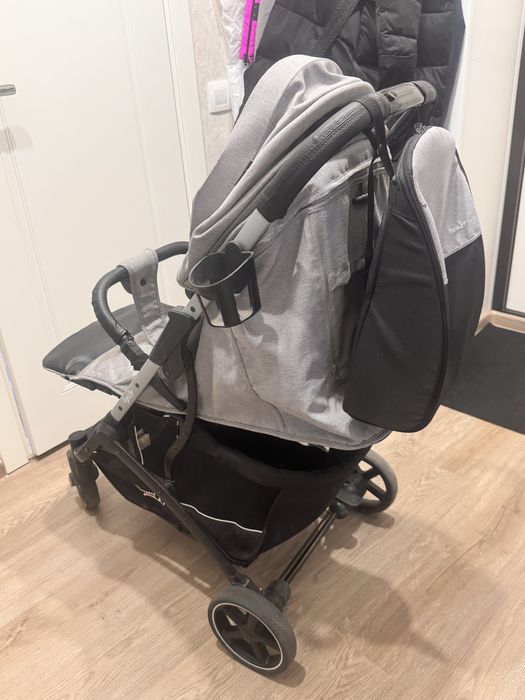 Коляска детская прогулочная