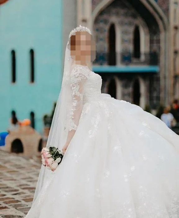 Свадебное платье