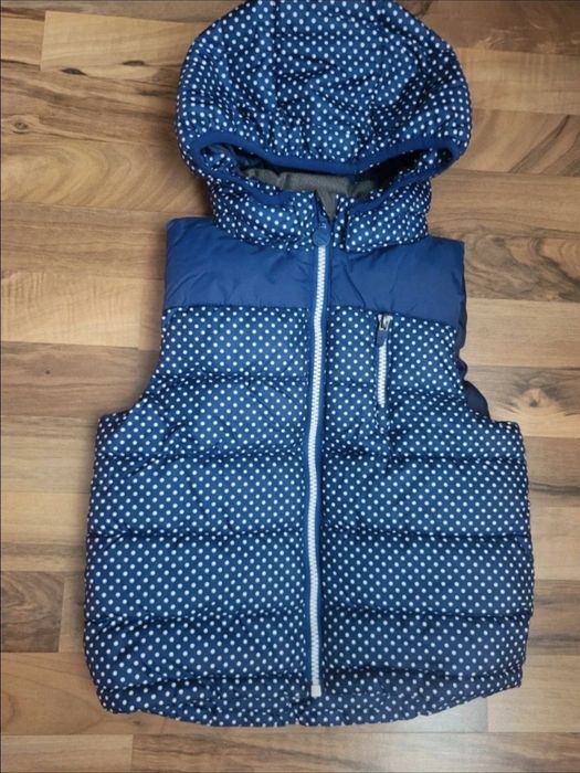 Vesta h&m mărimea 110