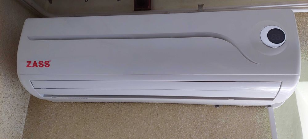 Aparat de aer condiționat Zass 12000 btu model zac 12/l