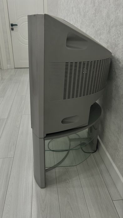 Продам телевизор недорого