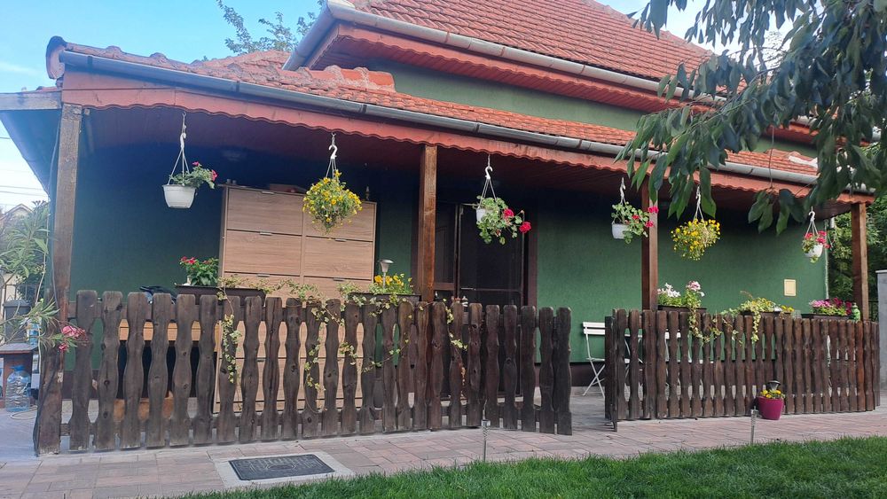 Vand casa in cartierul Mehala !!!