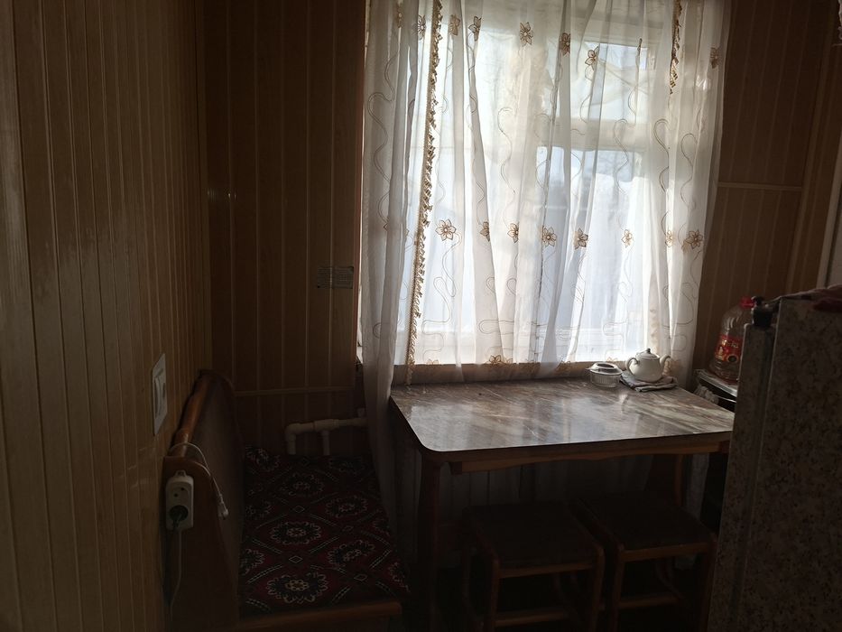 Чирчик 4 микра район 1 х квартира аренда