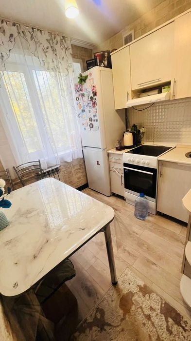 Продам 4комн квартиру