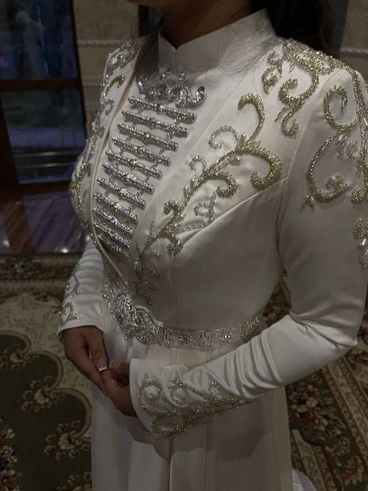 Платье на узату с Саукеле