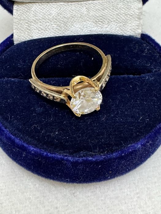 Золотые и серебряные украшения кольца, браслеты, кулоны