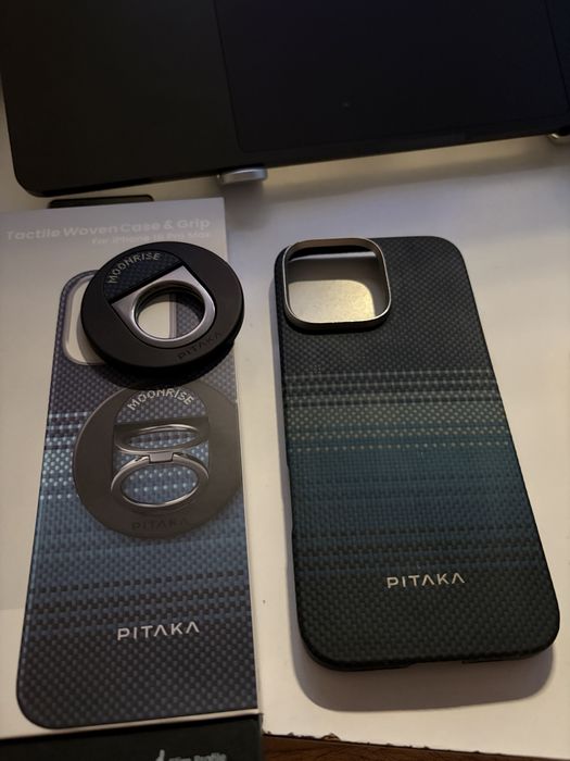 Чехол Pitaka на iPhone 16 Pro Max с магнитным держателем