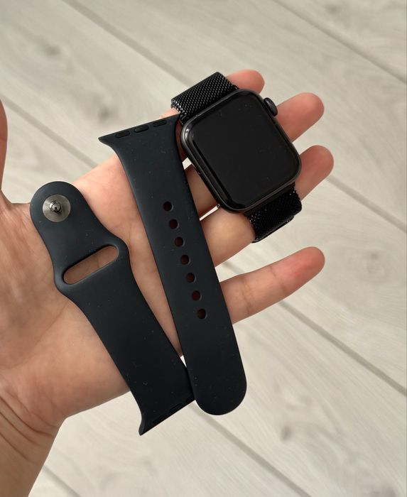 Часы Apple Watch Se