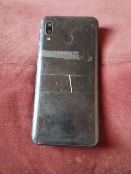 Samsung Galaxy A20