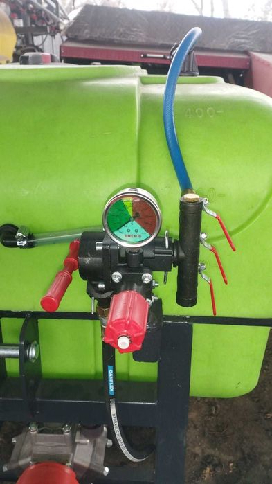 Опрыскиватель 600 литров