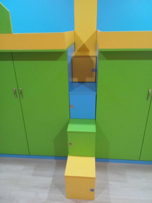 Две легла 4в1 в отлично състояние!