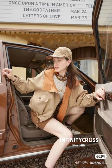 Дамски.красиви Шапки