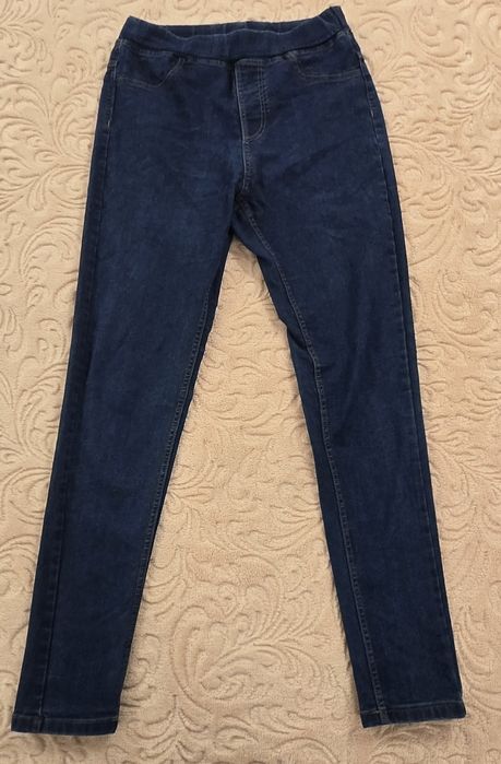 Дамски дънки  и панталони