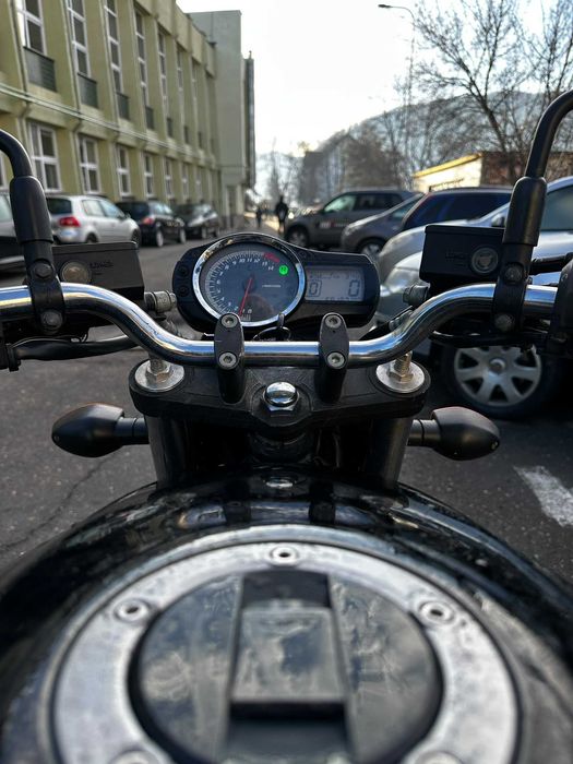 Suzuki GSF650 2013