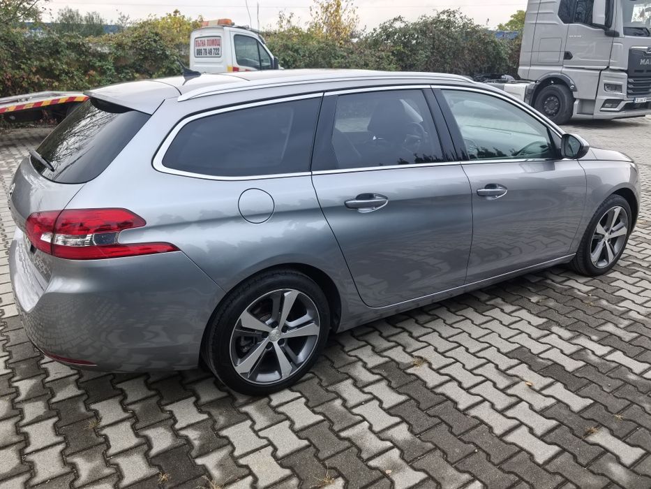 Peugeot 308 sw 1.6HDI 120kc ALLURE 2014г