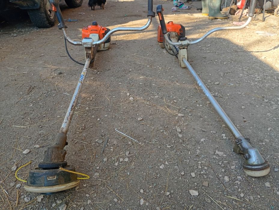 Vând motocoasă funcțională