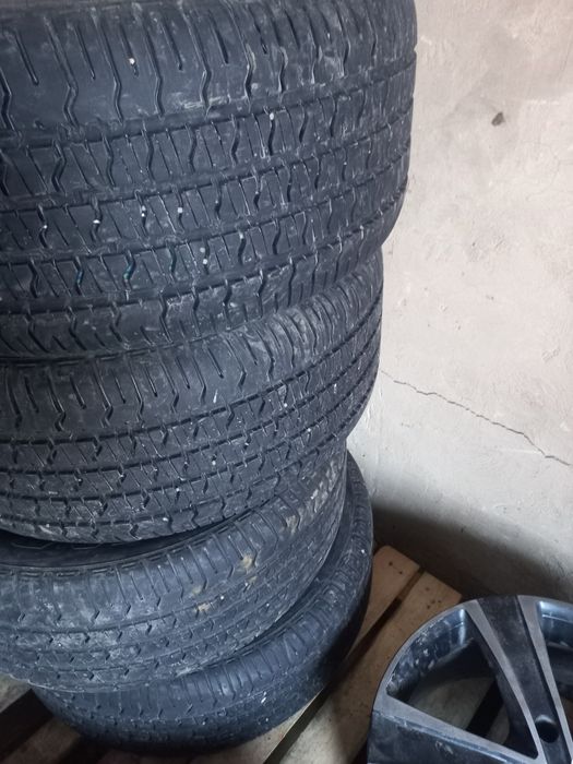 продам автошины 285/50/20