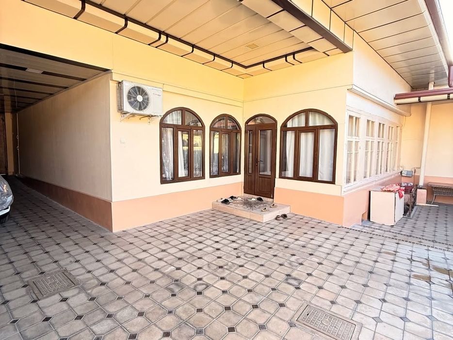 Katta zor uy sotildi.