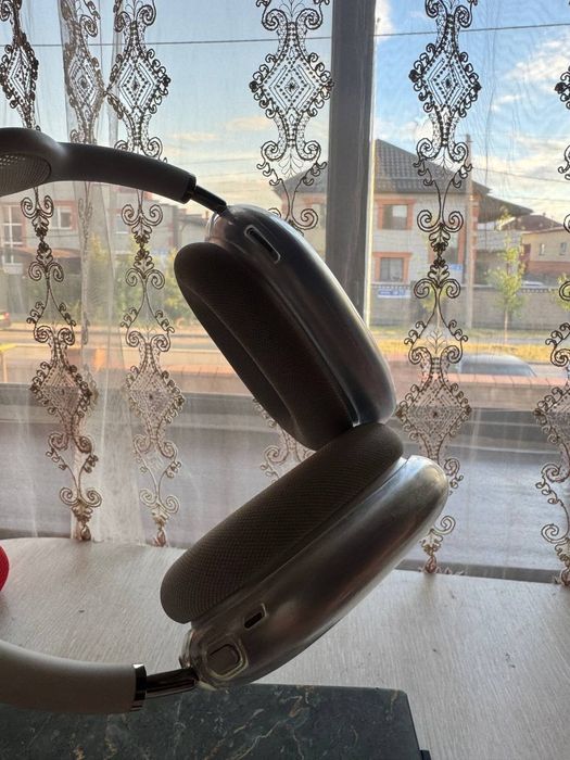 AirPods Max в отличном сост