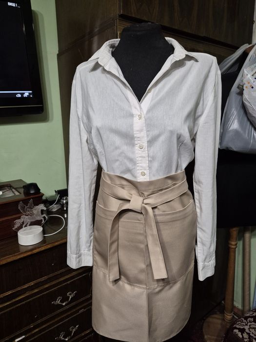 Фартук бежевый (новый)